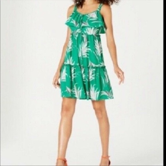 Taylor Green Tropical Print Palm Leaves Tiered Dress Size 6 - Picture 9 of 9